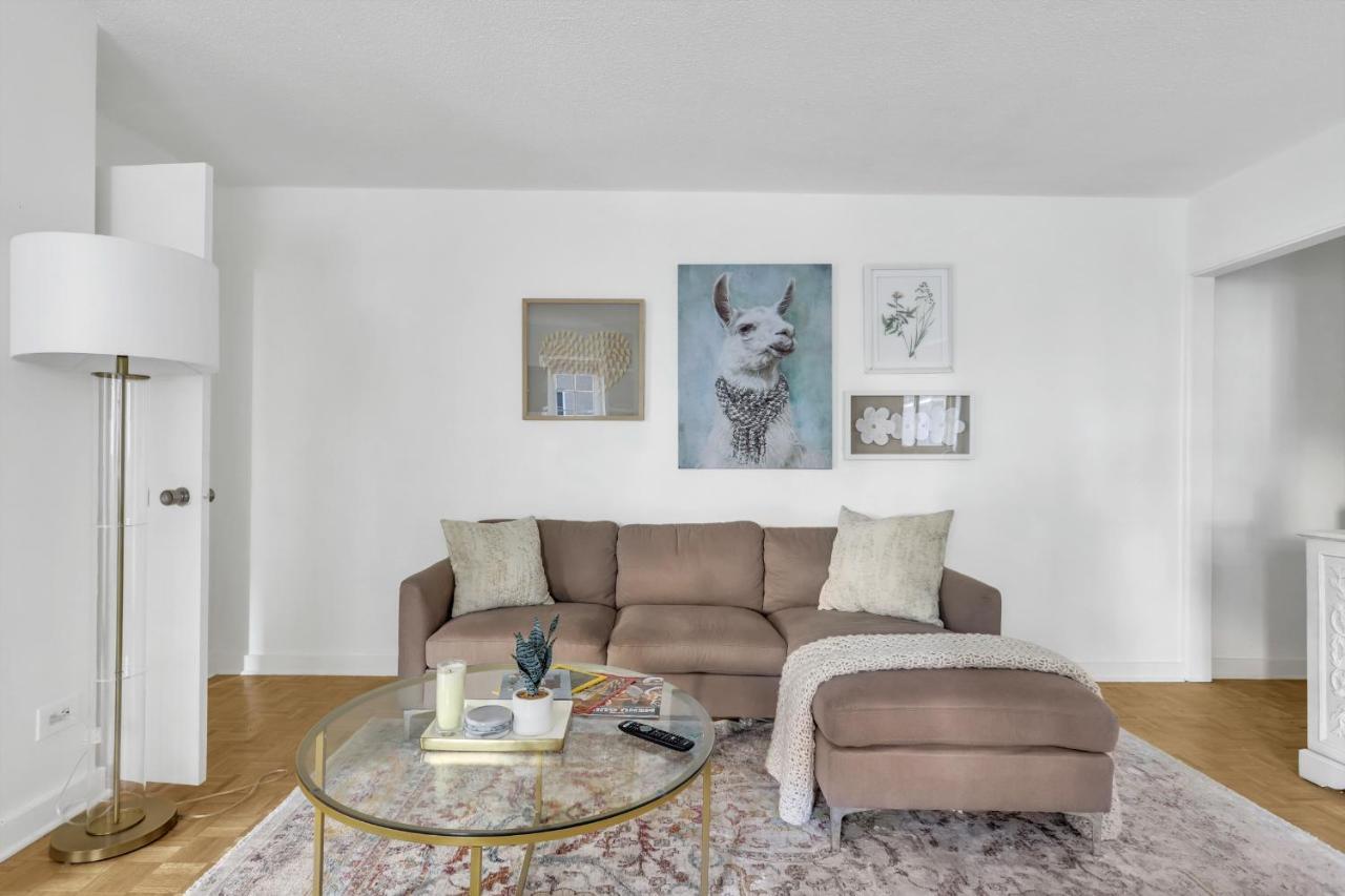 1 Bedroom Downtown Condo Amazing Location*Self Check-In** Атланта Екстериор снимка