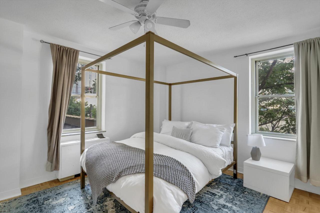 1 Bedroom Downtown Condo Amazing Location*Self Check-In** Атланта Екстериор снимка
