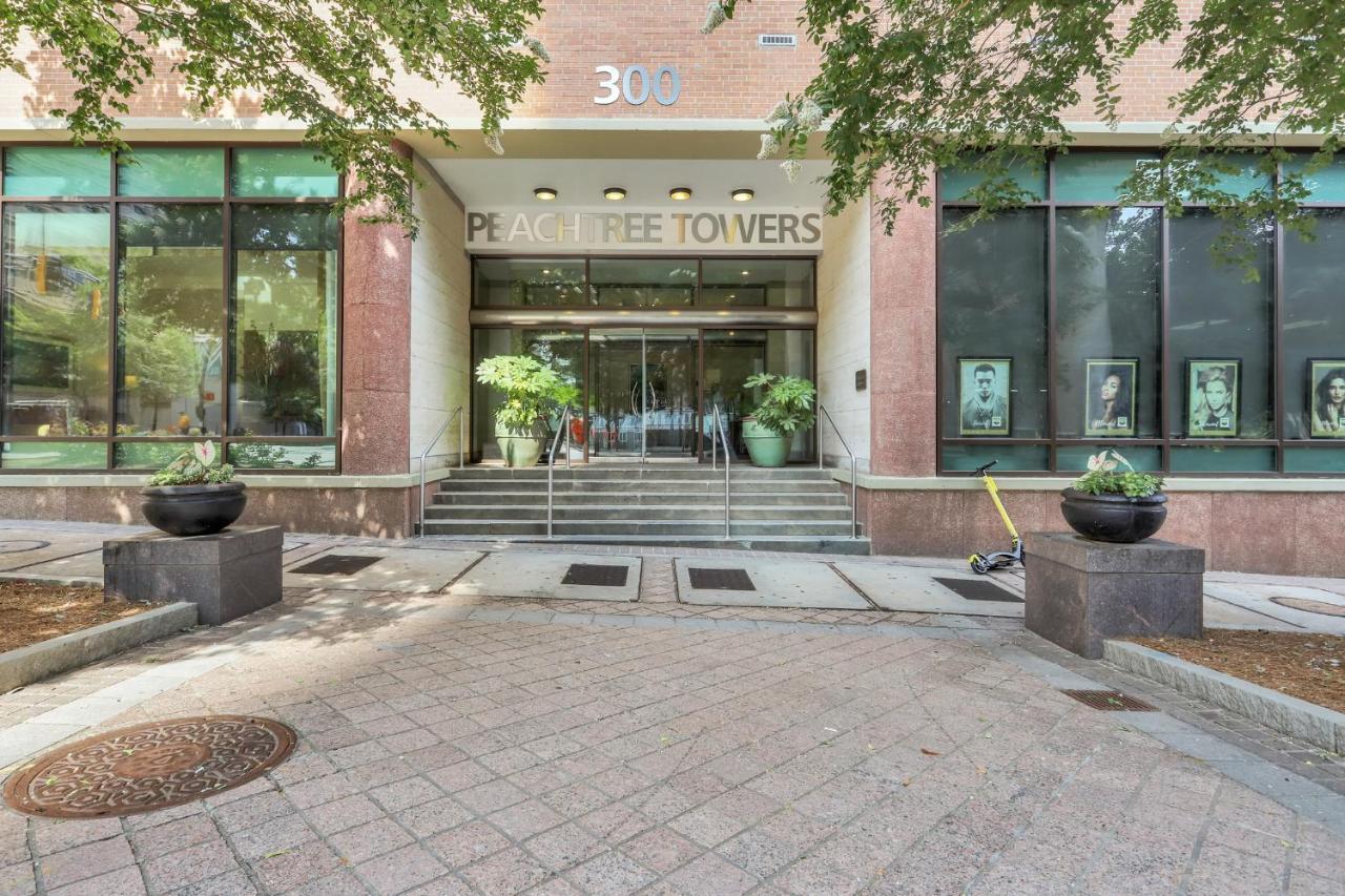 1 Bedroom Downtown Condo Amazing Location*Self Check-In** Атланта Екстериор снимка