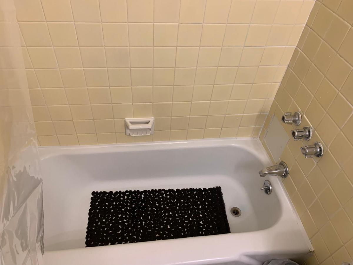 1 Bedroom Downtown Condo Amazing Location*Self Check-In** Атланта Екстериор снимка