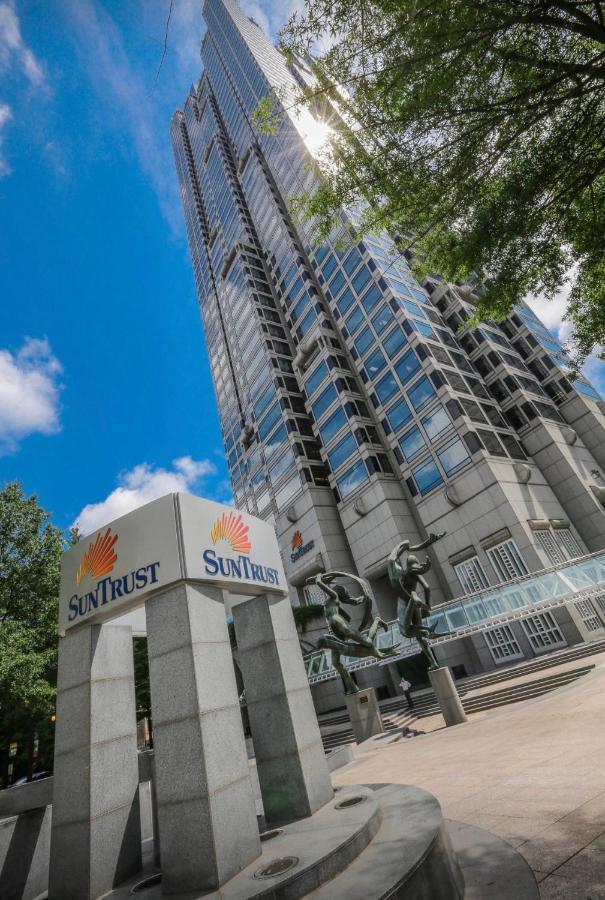 1 Bedroom Downtown Condo Amazing Location*Self Check-In** Атланта Екстериор снимка