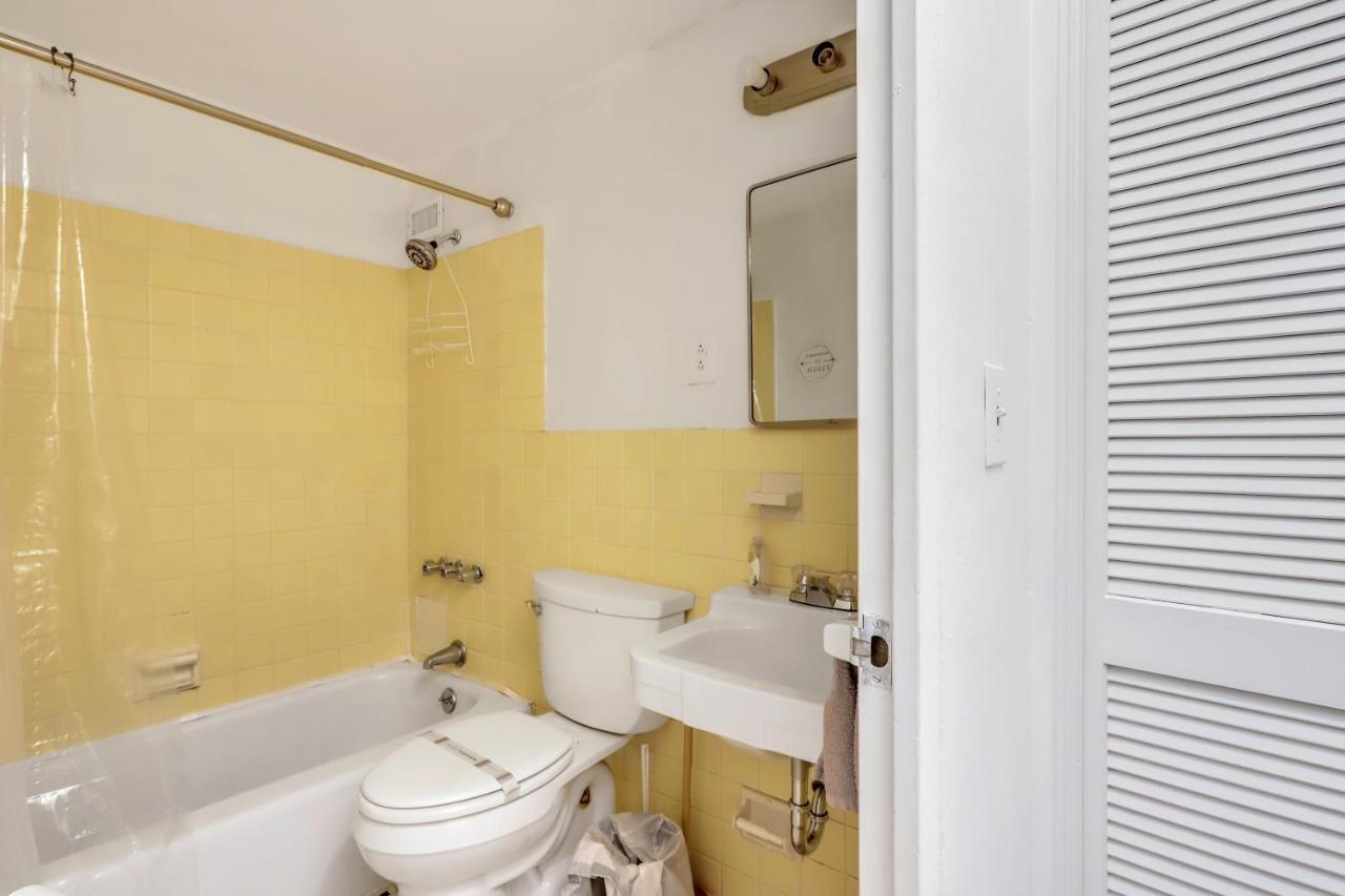 1 Bedroom Downtown Condo Amazing Location*Self Check-In** Атланта Екстериор снимка
